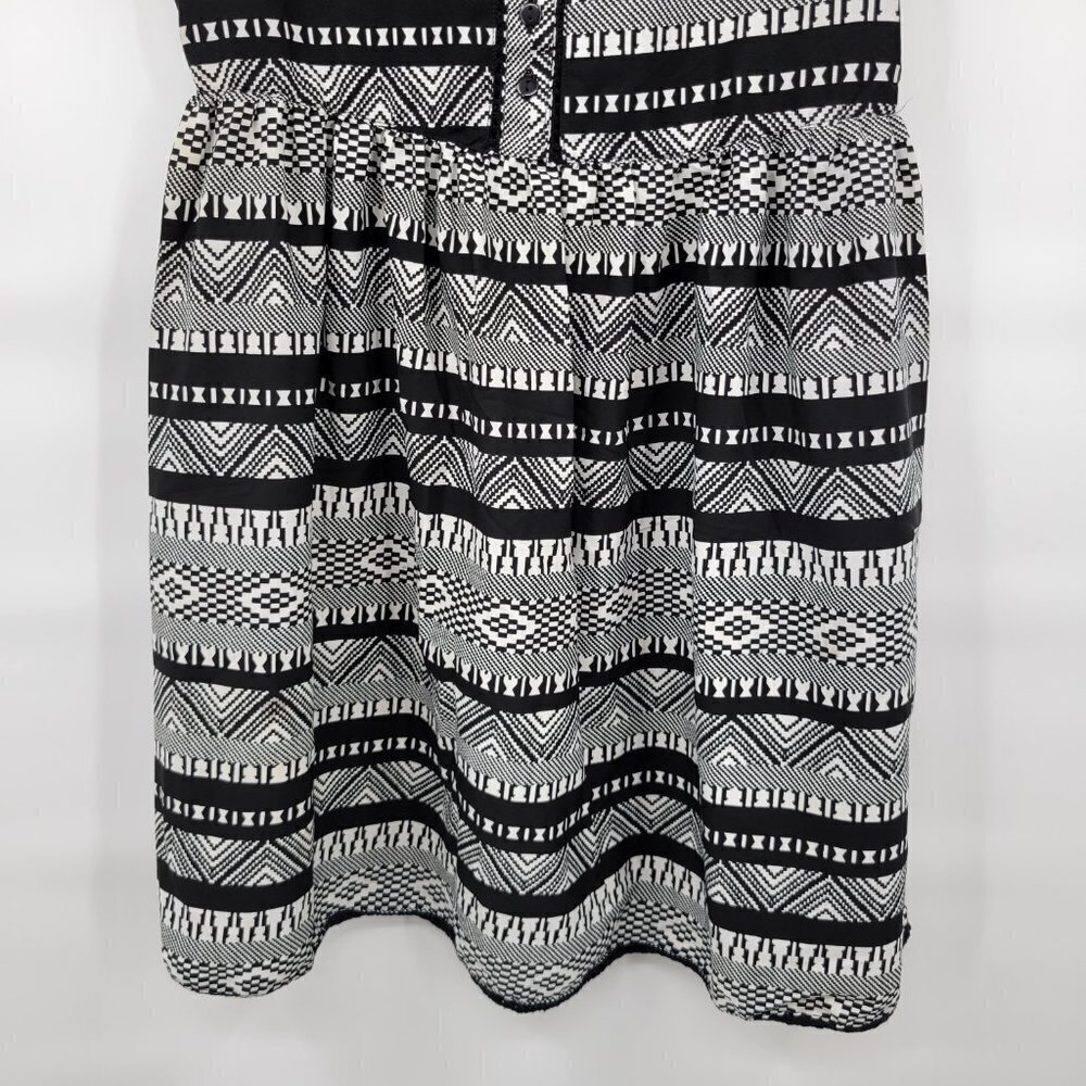 Atmosphere Women Black Aztec Stripe Short Sleeve Casual Mini Dress Size XS - Picture 3 of 14